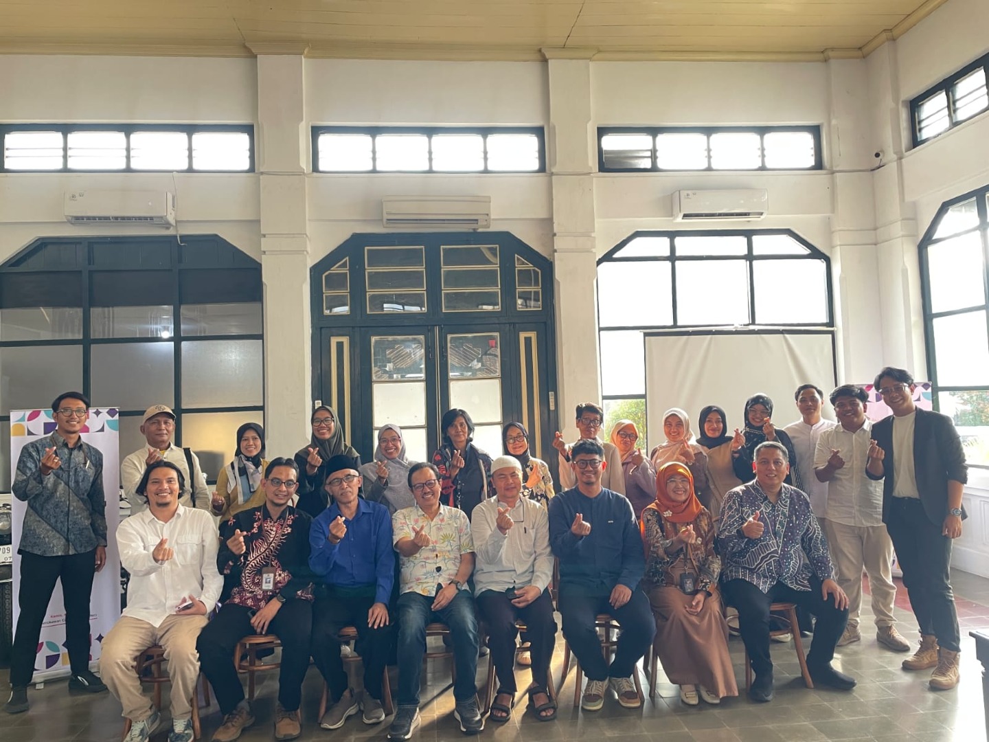 Ketua BWI DIY Ikuti Diskusi Publik dan Release Survei Karakter dan Perilaku Generasi Milenial Terhadap Institusi Syariah