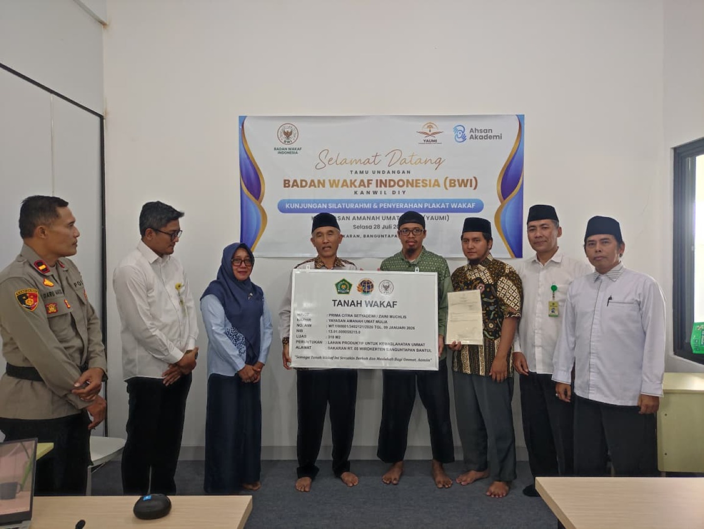 "Percepat Legalitas Wakaf", BWI DIY Bersama Kementerian Agama dan Kantor Pertanahan Kabupaten Bantul Serahkan Sertifikat Wakaf.