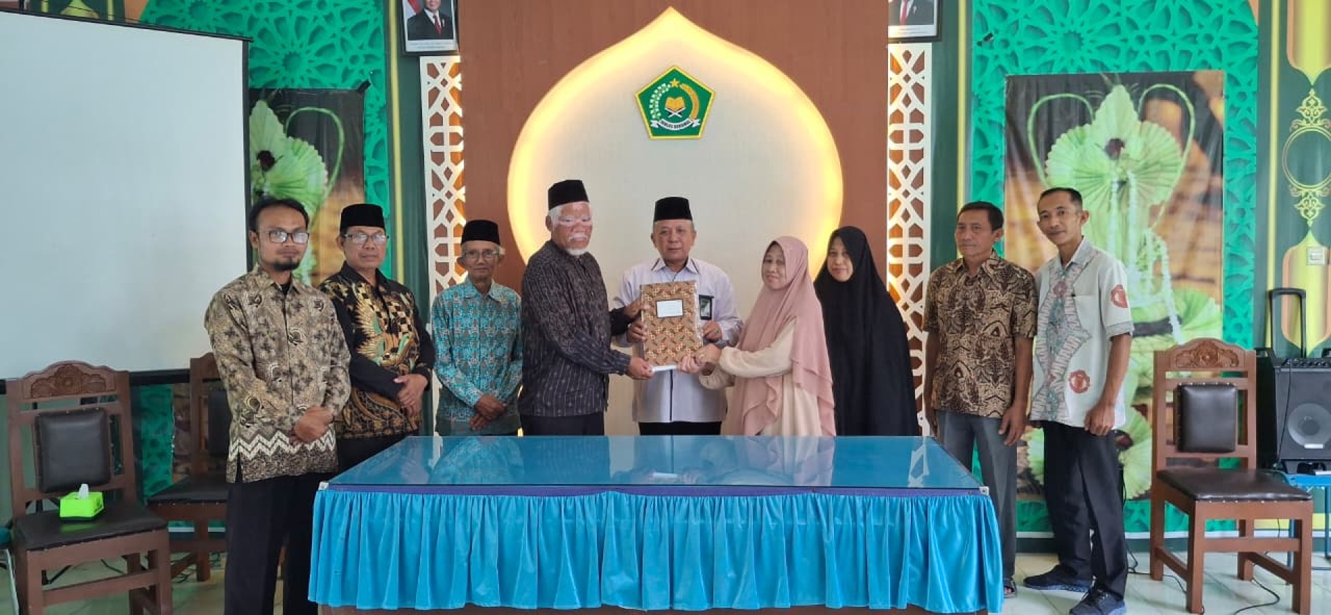 Ibu Mudjijati Ikrarkan Wakaf Tanah 559 m² di Gunungkidul untuk Kemaslahatan Umat